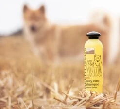 Greenfields Hondenshampoo Voor Langharige Vacht - Zorgt Voor Een Zijdezachte Glanzende Vacht - Inhoud 270 Ml - Hondenshampoo Langharige Vacht -Huisdierbenodigdheden Korting 1200x1089 3