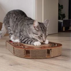 Pfotenolymp® Kattenspeelplaats 57 X 30 X 5 Cm - Interactief Kattenspeelgoed/krabplank Van Golfkarton - Krabplank - Voedselspeeltje Met Speelbal & Kattenkruid/krabplank Voor Katten -Huisdierbenodigdheden Korting 1200x1199 58