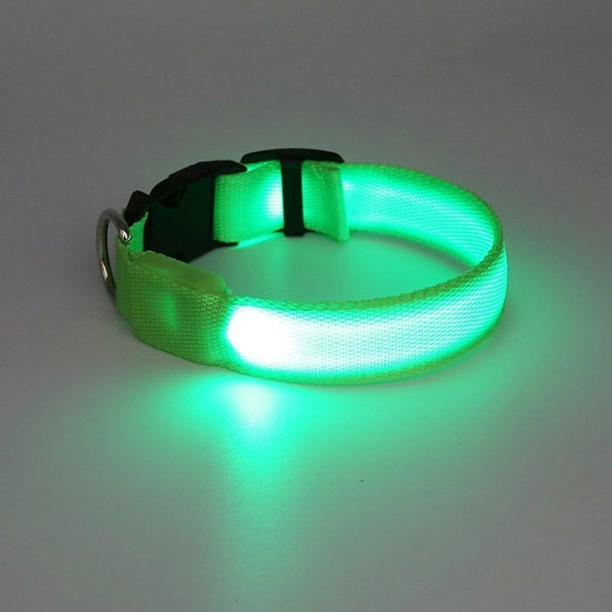 Merkloos Halsband Voor Hond Met Led Verlichting - Groen - Maat L (41-52cm) - Lichtgevende Hondenhalsband 3 Merkloos Halsband Voor Hond Met Led Verlichting - Groen - Maat L (41-52cm) - Lichtgevende Hondenhalsband