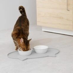 Navaris Siliconen Voederbakmat Voor Katten - Waterdichte Anti-slip Mat Voor Voerbak En Waterbak - 50x32 Cm - In Grijs Kattendesign -Huisdierbenodigdheden Korting 1200x1200 2612