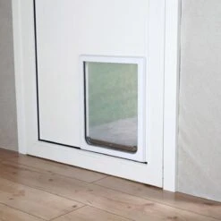 Trixie 2-Weg Hondenluik Wit - M-XL 39 X 45 CM -Huisdierbenodigdheden Korting 1200x1200 880