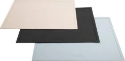 District 70 SERVE - Placemat Voor Honden En Katten - Matcht Met De BAMBOO Voerbakken - Merengue, Ice Blauw En Donker Grijs - 50 X35 Cm - Merengue 26 District 70 SERVE - Placemat Voor Honden En Katten - Matcht Met De BAMBOO Voerbakken - Merengue, Ice Blauw En Donker Grijs - 50 X35 Cm - Merengue -Huisdierbenodigdheden Korting 1200x586