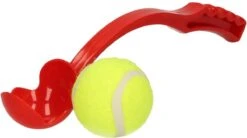 Benson Rode Honden Ballenwerper Met Ergonomische Handgreep – Inclusief Tennisbal – 38cm – Rood | Balwerper Voor Hond | Bal Werpen | Apporteer Speelgoed | Hondenspeelgoed 15 Benson Rode Honden Ballenwerper Met Ergonomische Handgreep – Inclusief Tennisbal – 38cm – Rood | Balwerper Voor Hond | Bal Werpen | Apporteer Speelgoed | Hondenspeelgoed -Huisdierbenodigdheden Korting 1200x672 1