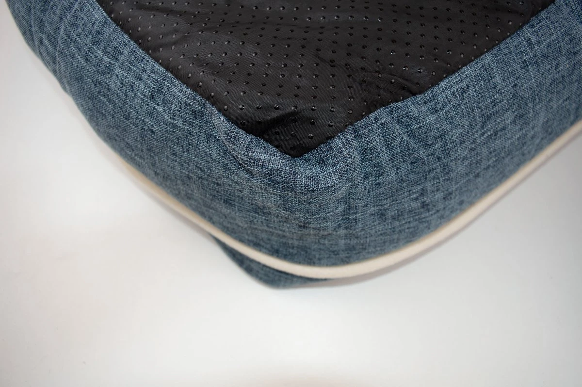 I-CiGO Homy Luxe - Hondenmand - In-kussen Dubbelzijdig Gebruik 70x60xH14cm/Blauw 12 I-CiGO Homy Luxe - Hondenmand - In-kussen Dubbelzijdig Gebruik 70x60xH14cm/Blauw - Image 10