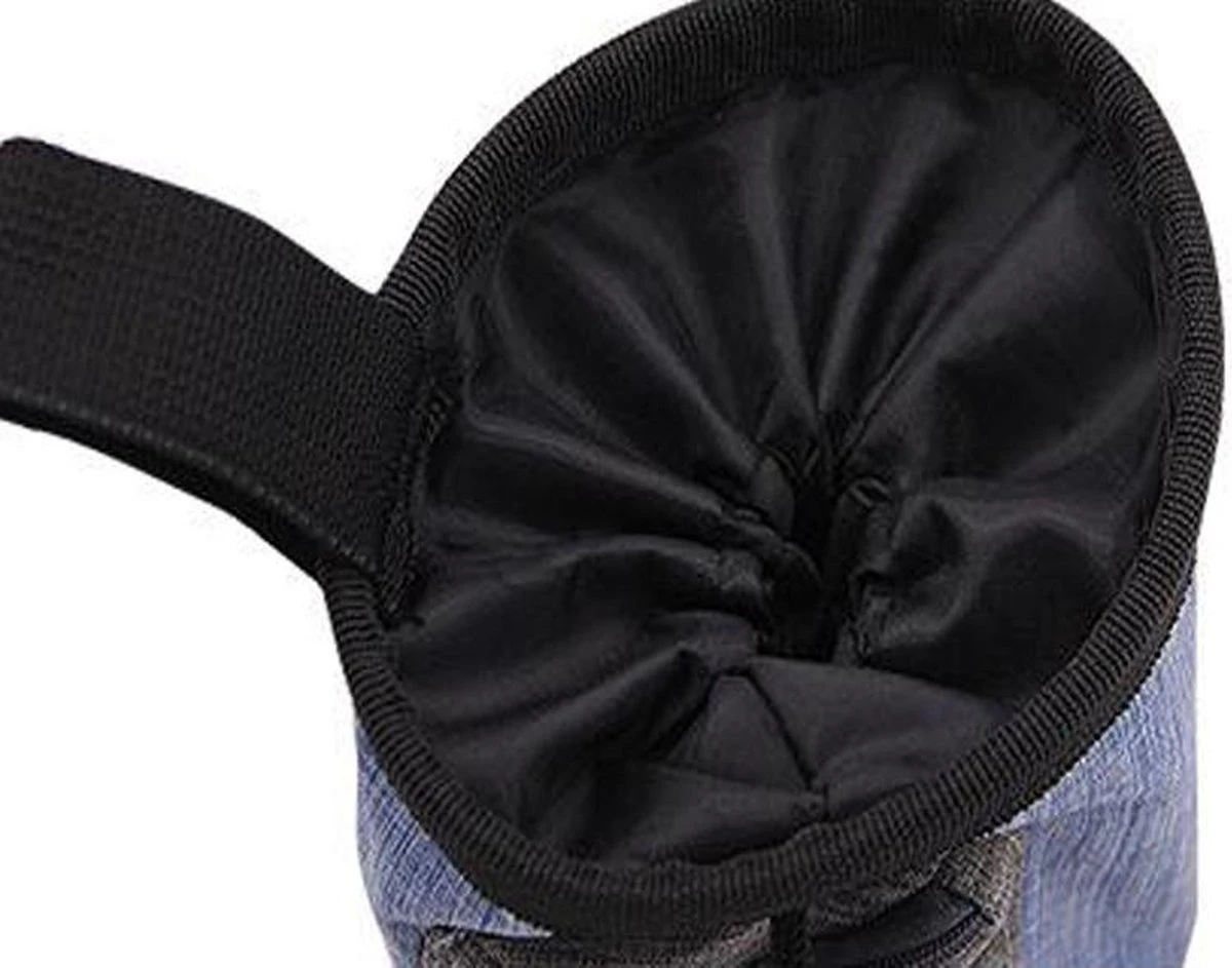 Honden Beloningstasje - Honden Beloningszakje - Treat Pouch - Honden Puppy Training - Poepzakjes Houder - Puppy Benodigdheden - Honden Snacktasje - Blauw 17x15cm 4 Honden Beloningstasje - Honden Beloningszakje - Treat Pouch - Honden Puppy Training - Poepzakjes Houder - Puppy Benodigdheden - Honden Snacktasje - Blauw 17x15cm - Image 2