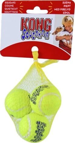 Kong Hond Squeakair Met Piep Small, Net à 3 Tennisballen. (Ø 5 Cm)