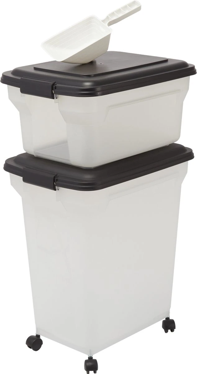 Iris Ohyama Air Tight Food Container Set Van 2 - ATS-C - Kunststof - 20 En 45 Liter - Transparant/Grijs - Met Schepje 3 Iris Ohyama Air Tight Food Container Set Van 2 - ATS-C - Kunststof - 20 En 45 Liter - Transparant/Grijs - Met Schepje